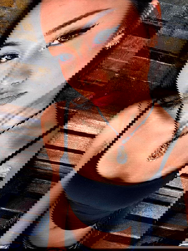 qiyokiuu qiyokiuu archive image