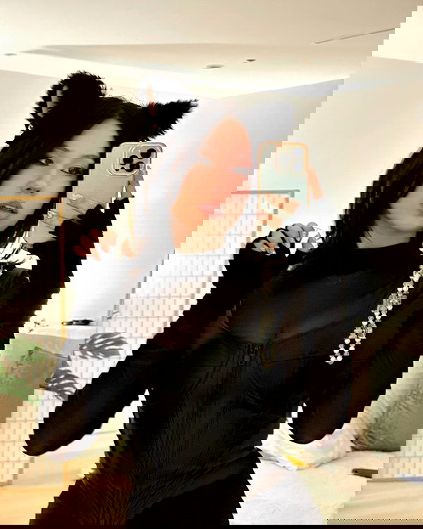 quarterjade quarterjade archive image