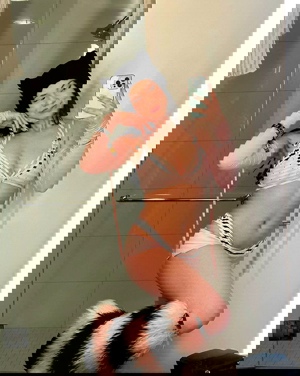 quarterjade quarterjade archive image