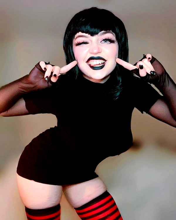 queen.nephie instagram image archive image
