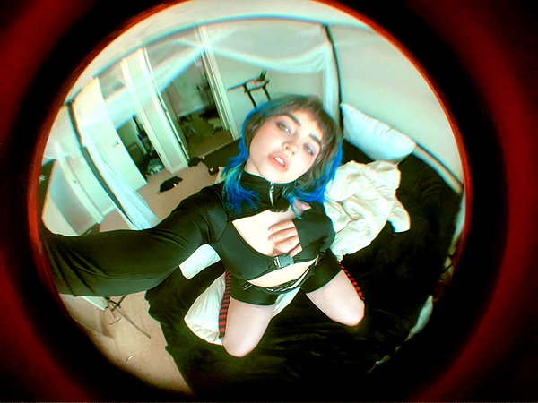 queen.nephie instagram image archive image