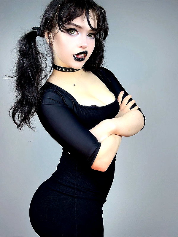 queen.nephie queen.nephie archive image
