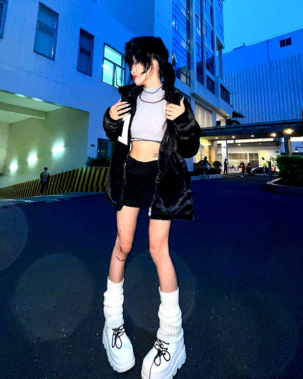 quitmell instagram image archive image
