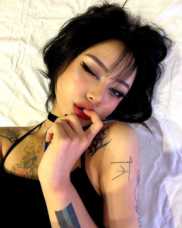 quitmell instagram image archive image