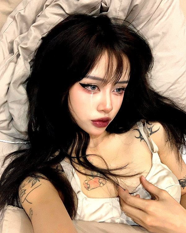 quitmell instagram image archive image