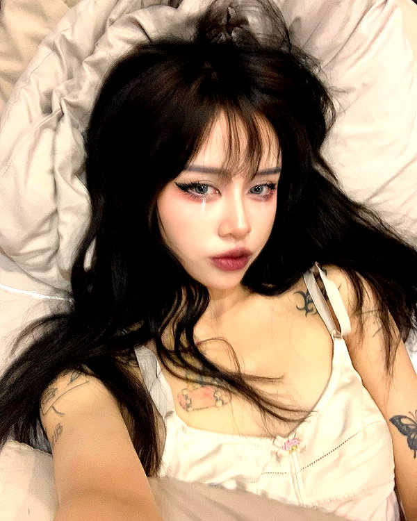 quitmell instagram image archive image