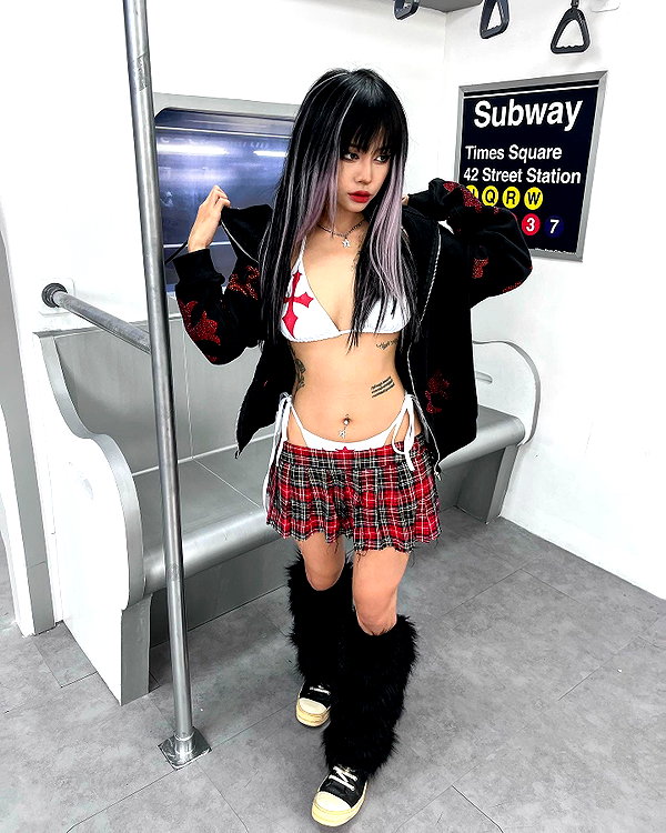 quitmell instagram image archive image