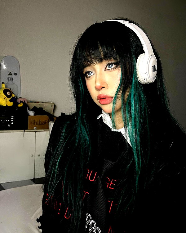 quitmell instagram image archive image
