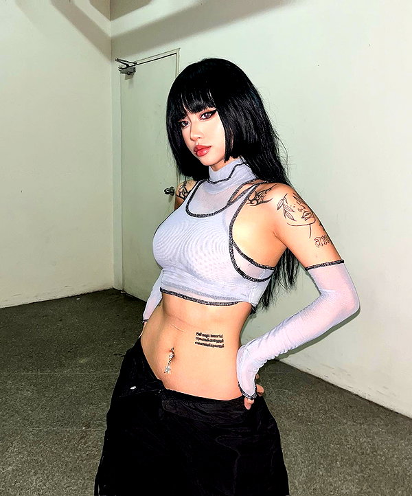 quitmell instagram image archive image