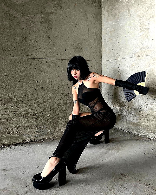 quitmell instagram image archive image