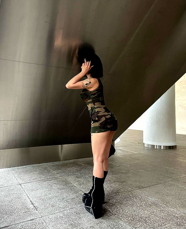 quitmell instagram image archive image
