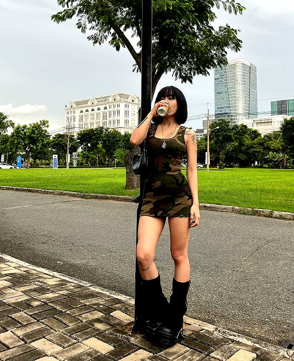quitmell instagram image archive image