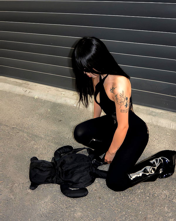 quitmell instagram image archive image