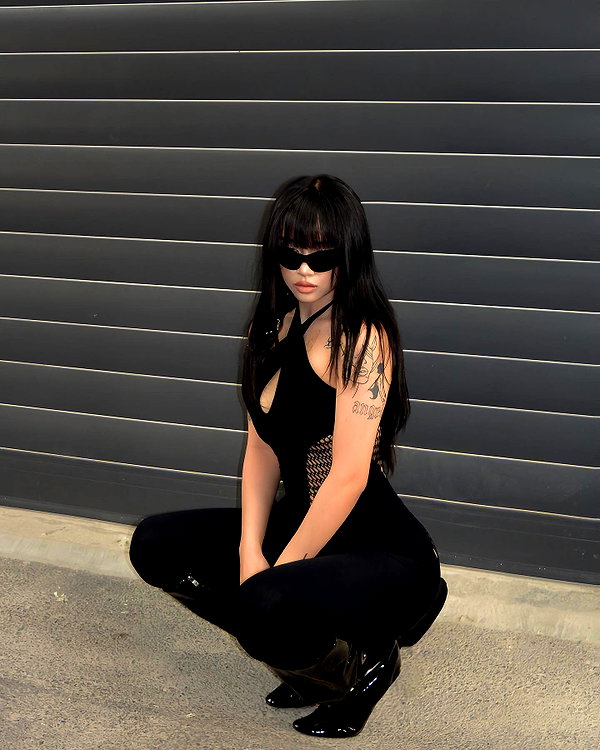 quitmell instagram image archive image