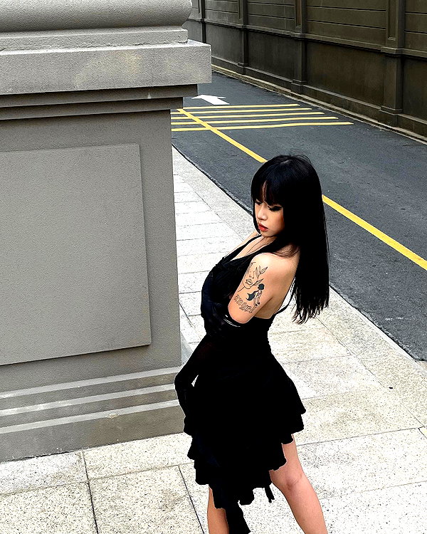 quitmell instagram image archive image