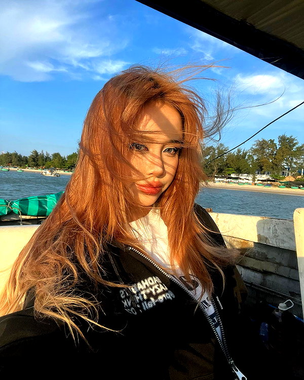 quitmell instagram image archive image