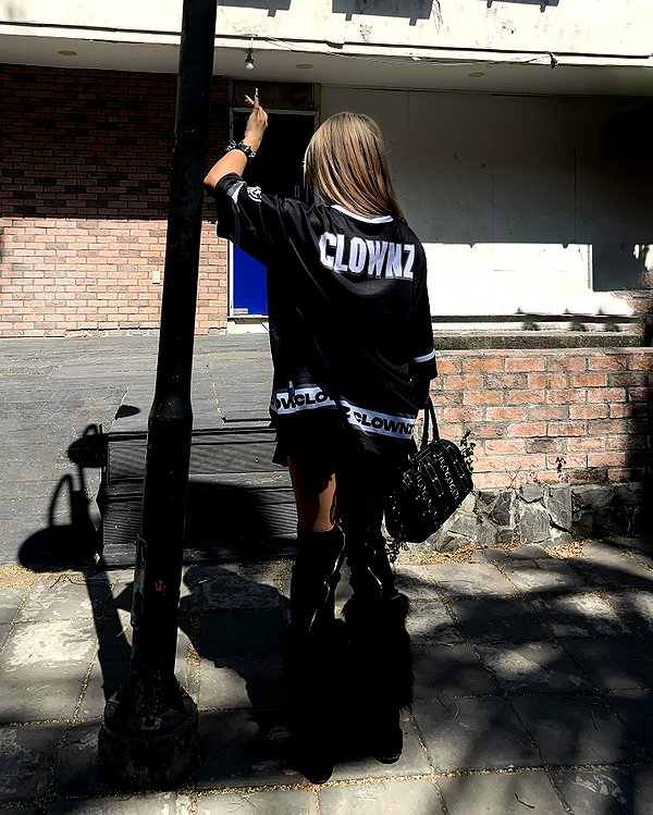 quitmell instagram image archive image