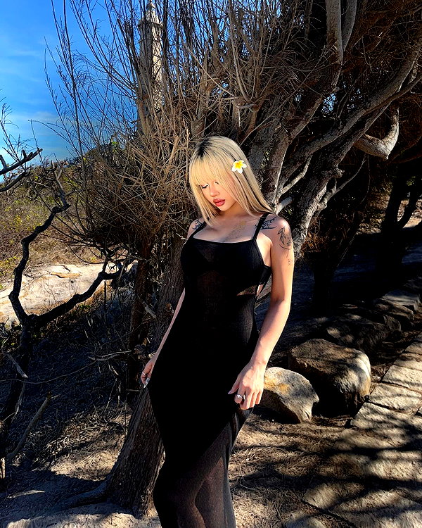 quitmell instagram image archive image