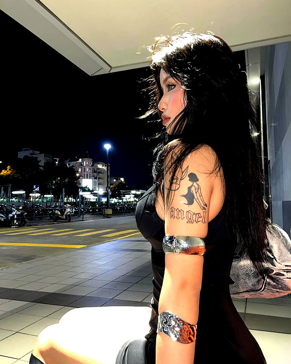 quitmell instagram image archive image