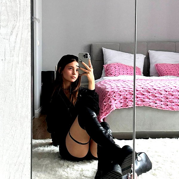 ravilova.1 instagram image archive image