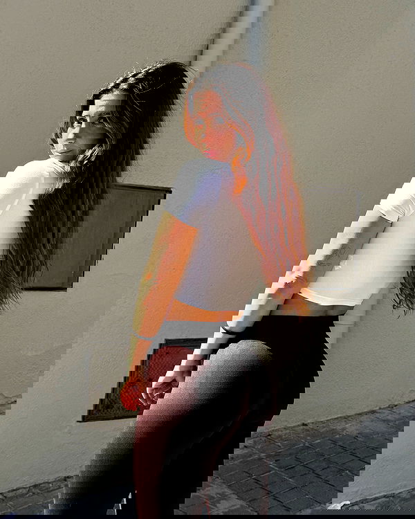 rebeccaschez rebeccaschez archive image