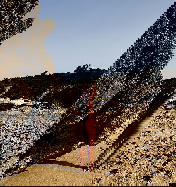 rebeccaschez rebeccaschez archive image