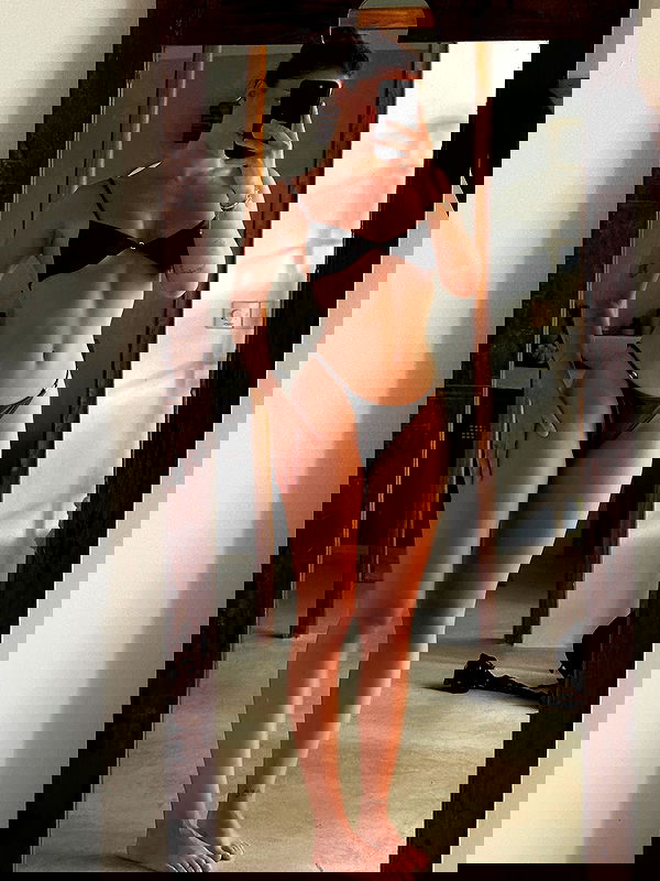 rebeccaschez rebeccaschez archive image