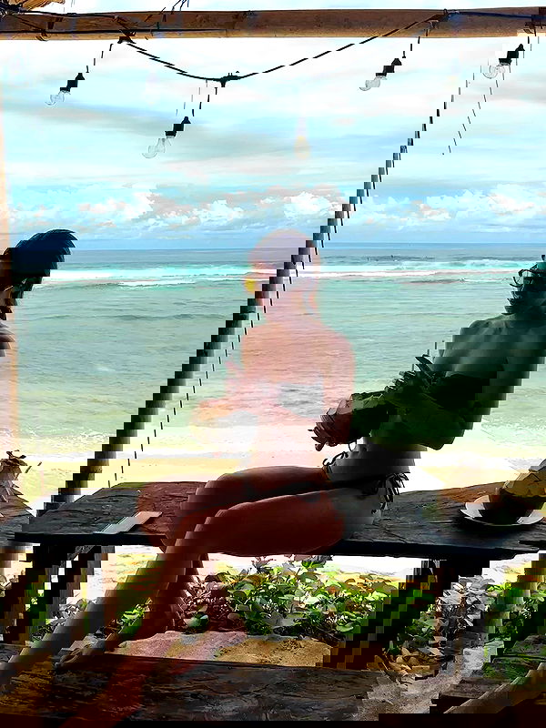 rebeccaschez rebeccaschez archive image