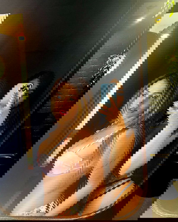 rebecka_tsadok rebecka_tsadok archive image