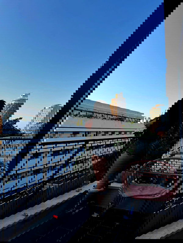 rebecka_tsadok rebecka_tsadok archive image