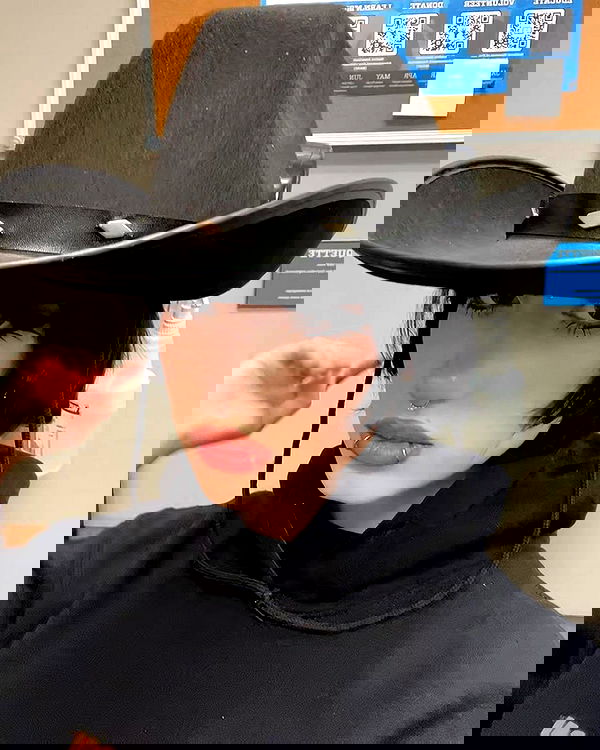 redroomromance redroomromance archive image