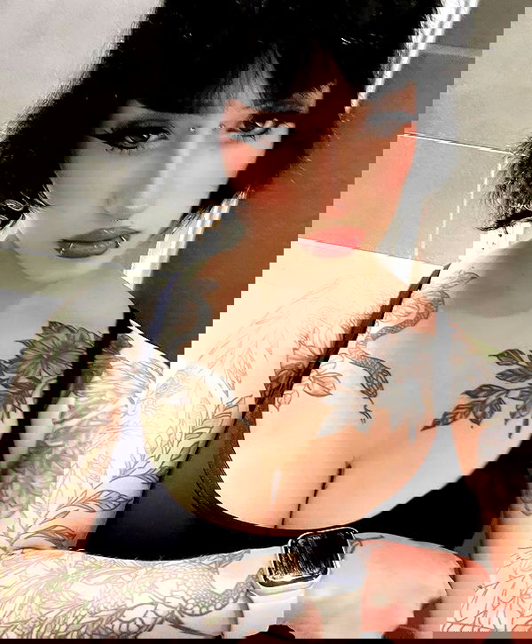 redroomromance redroomromance archive image