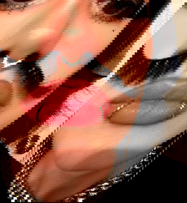 redroomromance redroomromance archive image