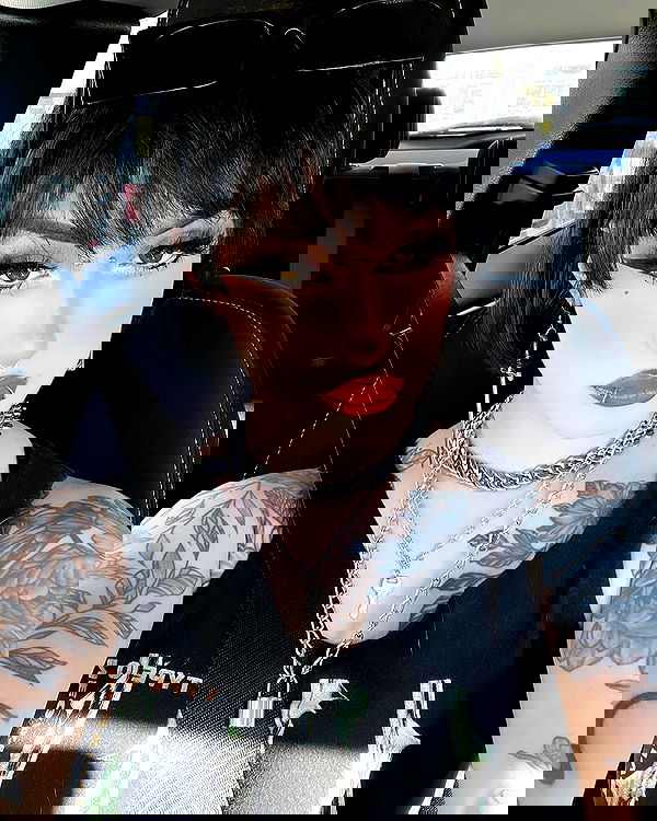 redroomromance redroomromance archive image