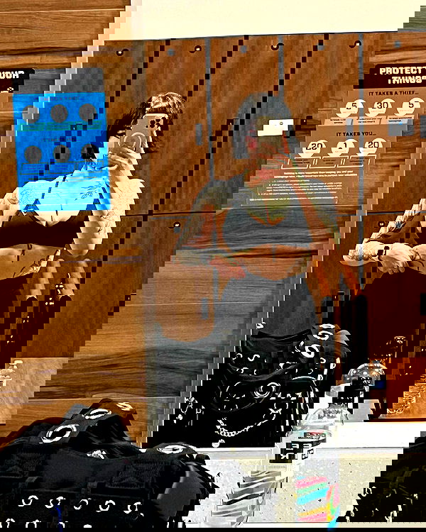 redroomromance redroomromance archive image