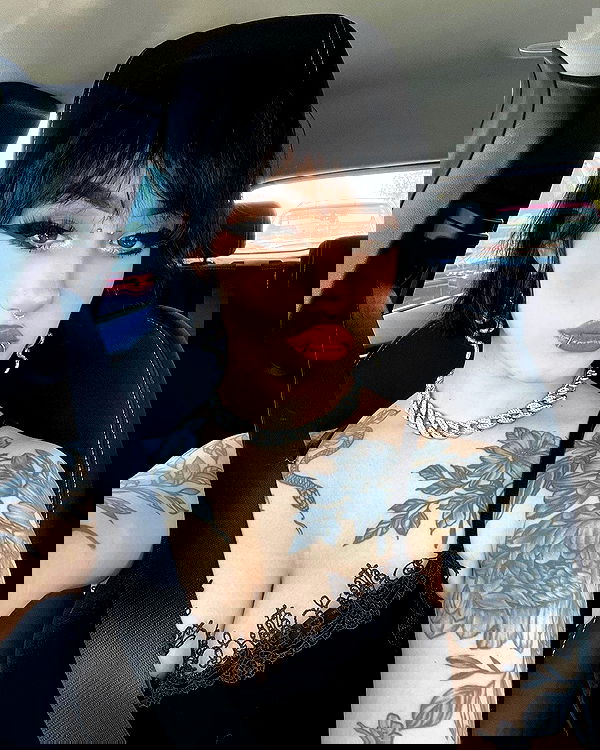 redroomromance redroomromance archive image