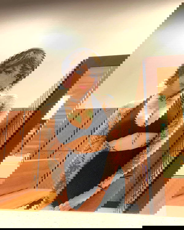 redroomromance redroomromance archive image