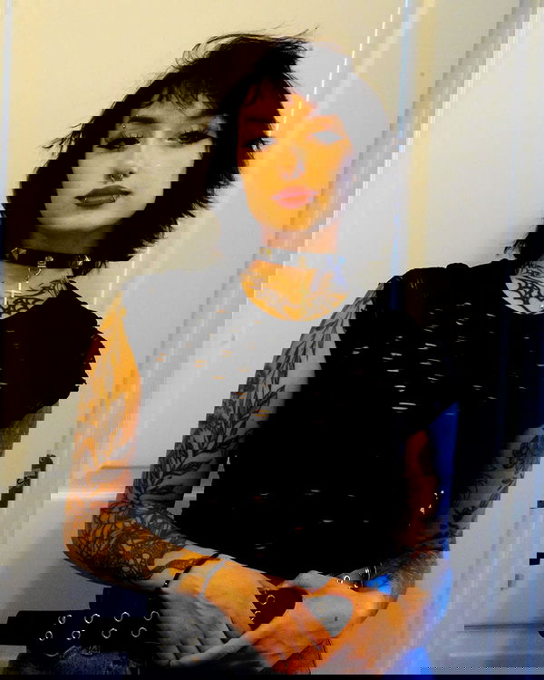 redroomromance redroomromance archive image