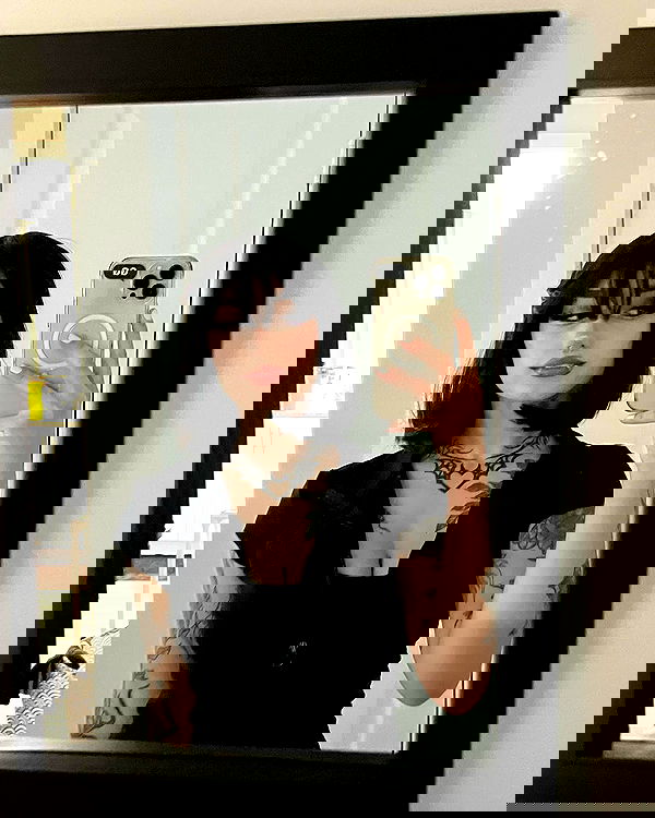 redroomromance redroomromance archive image