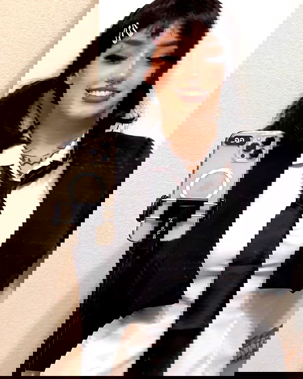 redroomromance redroomromance archive image