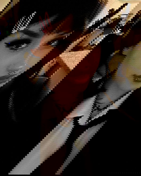 redroomromance redroomromance archive image