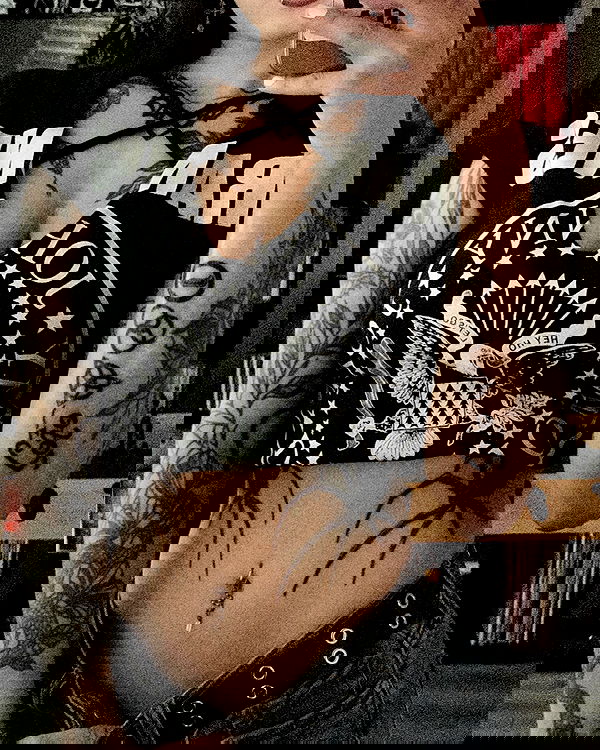 redroomromance redroomromance archive image