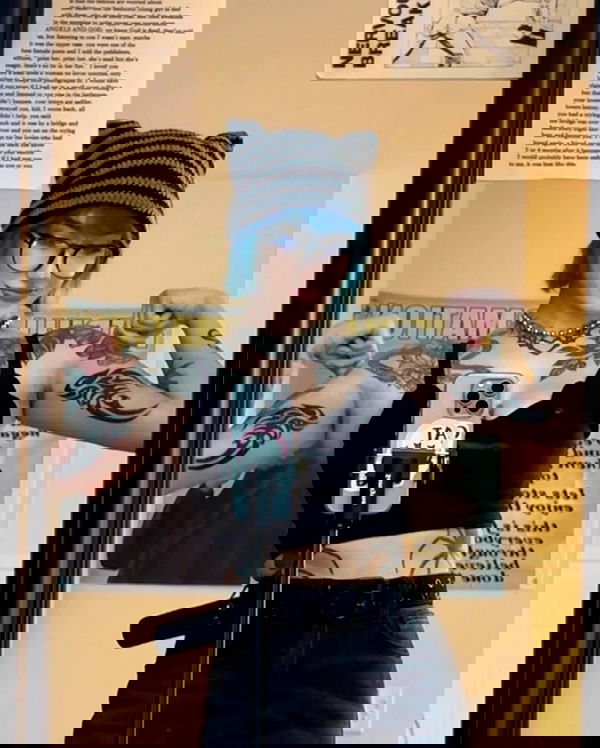 redroomromance redroomromance archive image