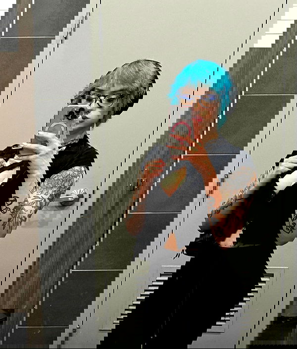 redroomromance redroomromance archive image