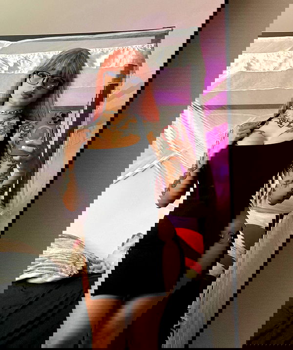 redroomromance redroomromance archive image