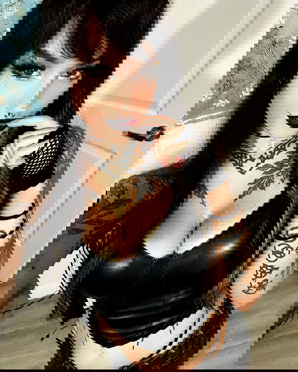 redroomromance redroomromance archive image