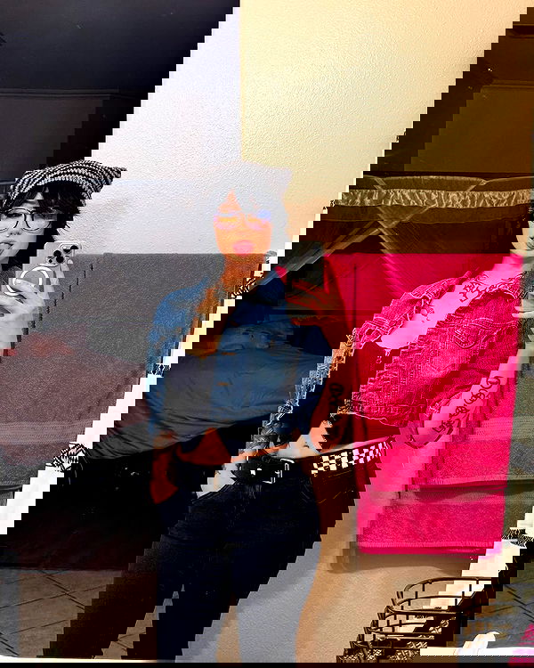 redroomromance redroomromance archive image