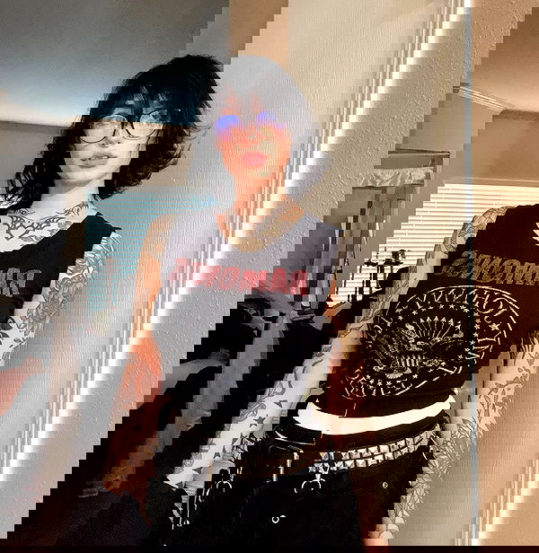 redroomromance redroomromance archive image