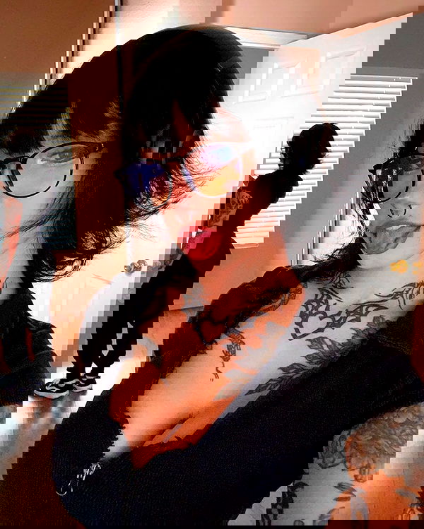 redroomromance redroomromance archive image