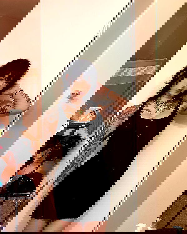 redroomromance redroomromance archive image